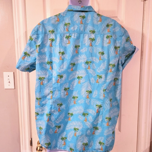 Urban Man Hawaii Shirt - Picture 5 of 6